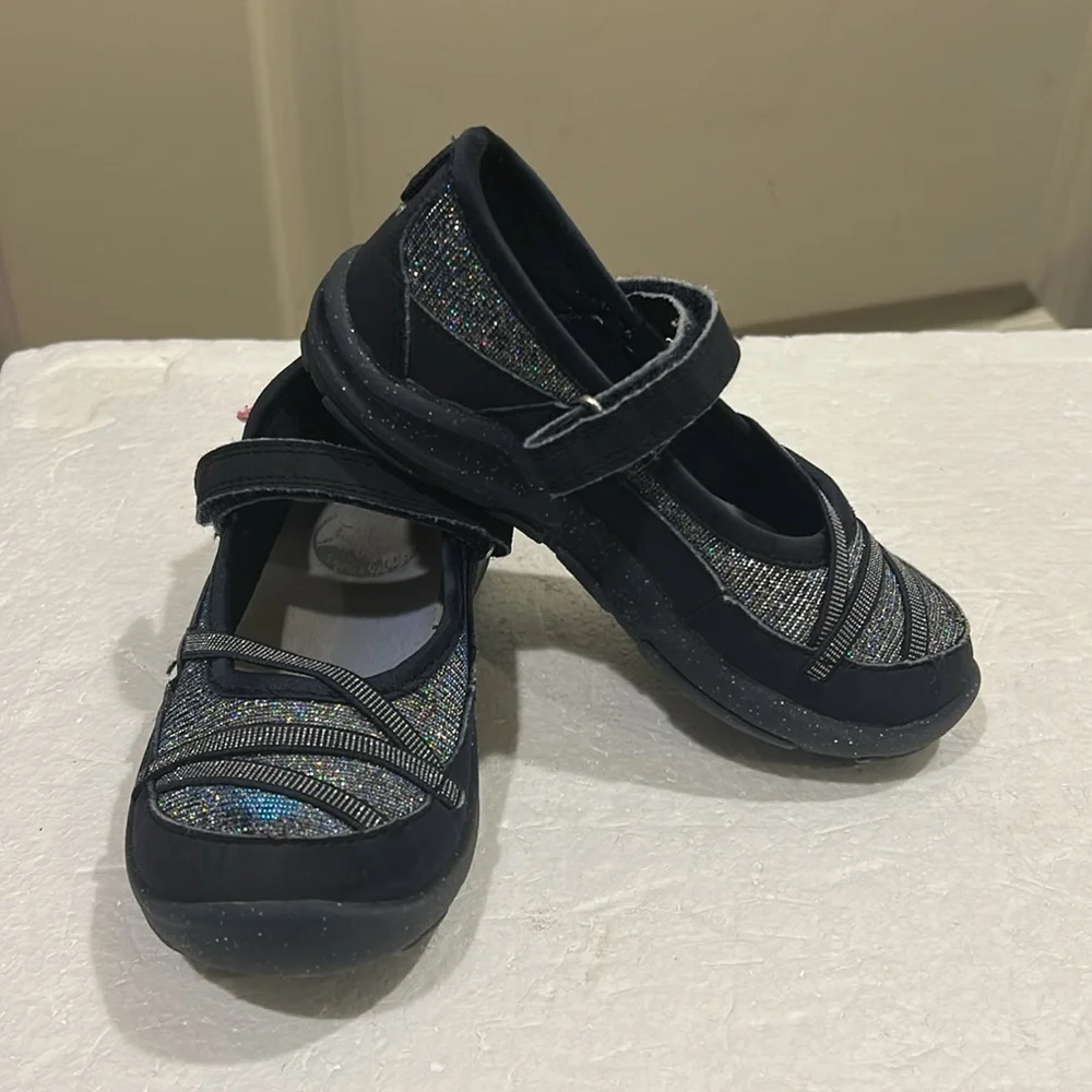 OshKosh B’gosh glittery Fawn EverPlay Mary Jane sparkle sneaker Shoes size 10